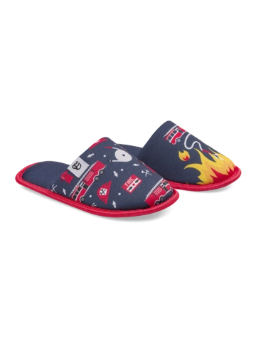 Lifestyle foto Veselé detské papuče Hasič